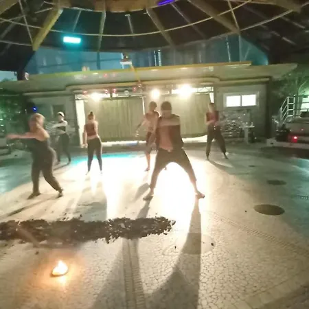 Apparthotel Riviera Dei Cedri מלון דירות סנטה מריה דל צ'דרו