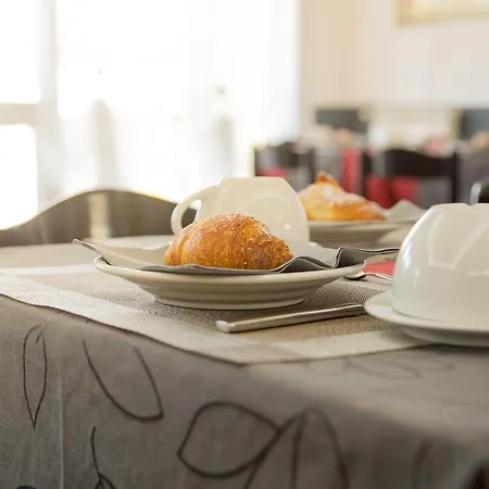 Apparthotel Riviera Dei Cedri 3* סנטה מריה דל צ'דרו