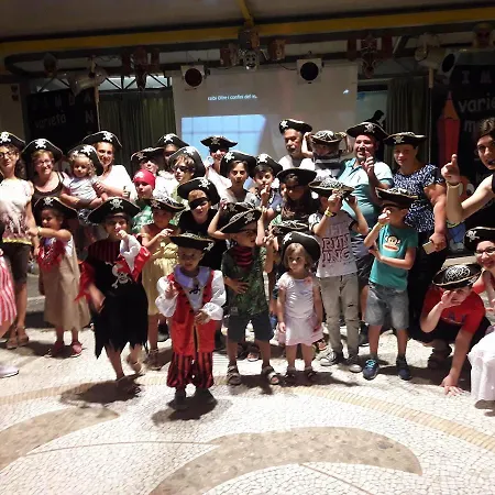 Apparthotel Riviera Dei Cedri 3* סנטה מריה דל צ'דרו