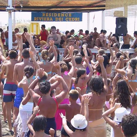 מלון דירות Apparthotel Riviera Dei Cedri 3*