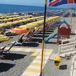 Riviera Dei Cedri 公寓式酒店 3*