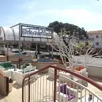 Riviera Dei Cedri 公寓式酒店 3*