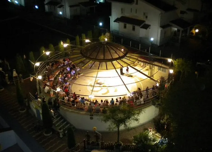 Riviera Dei Cedri Aparthotel 3*